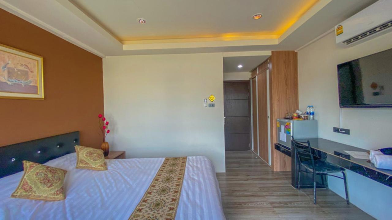 Plearnwan Deluxe Mansion Hotel Bangkok Buitenkant foto